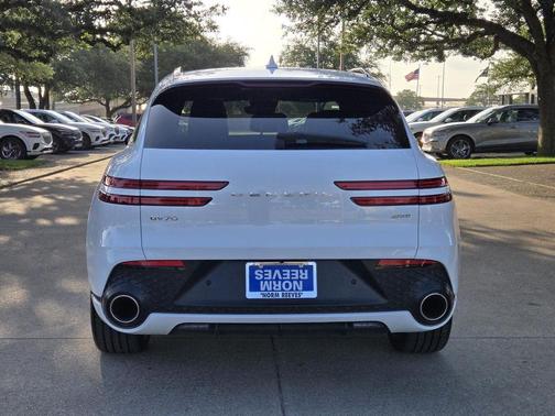 2025 Genesis GV70 2.5T