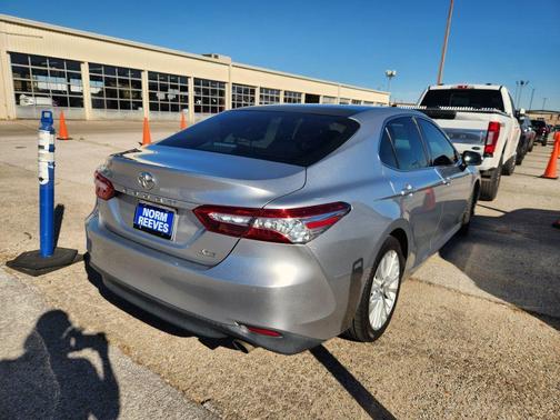 2018 Toyota Camry LE