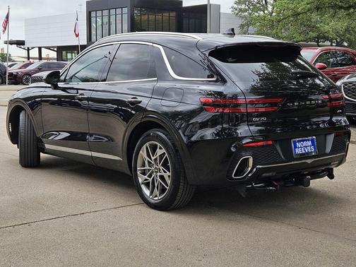 2025 Genesis GV70 2.5T