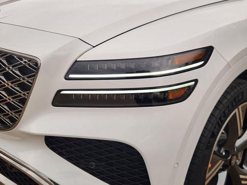 Alta White 2026 Genesis GV80 2.5T Prestige