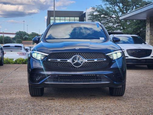 Selenite Gray Metallic 2023 Mercedes-Benz GLC 300 Base