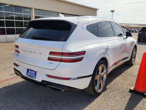 Alta White 2023 Genesis GV80 2.5T