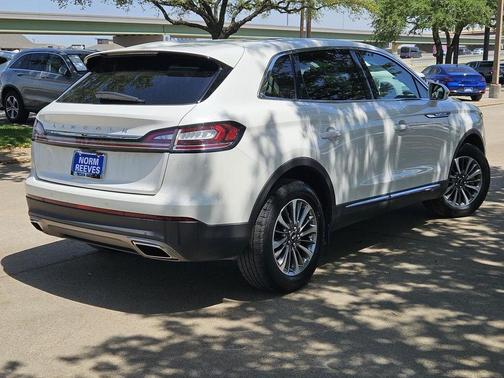 2023 Lincoln Nautilus Reserve