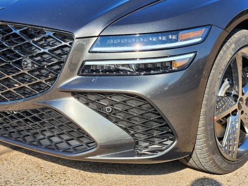 2026 Genesis G80 2.5T