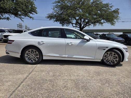 2025 Genesis G80 2.5T