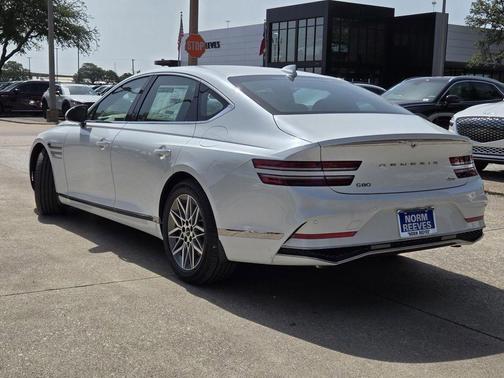 2025 Genesis G80 2.5T