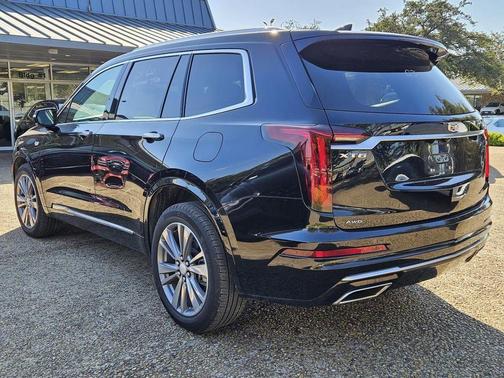 2025 Cadillac XT6 Premium Luxury AWD