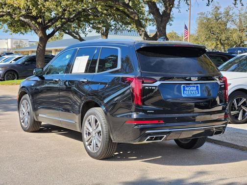 2025 Cadillac XT6 Premium Luxury AWD