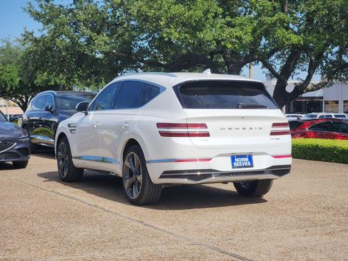 Uyuni White 2026 Genesis GV80 3.5T Prestige