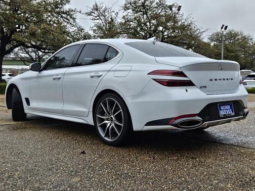 2025 Genesis G70 2.5T