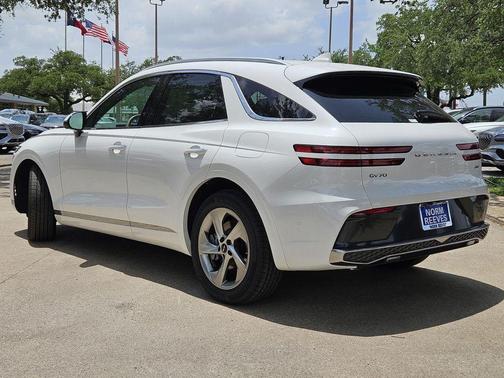 2026 Genesis GV70 2.5T Advanced