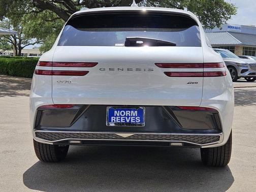 2026 Genesis GV70 2.5T Advanced