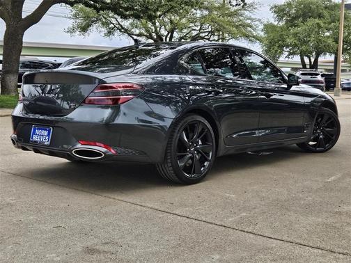 2023 Genesis G70 3.3T