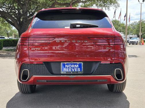 2025 Genesis GV70 2.5T