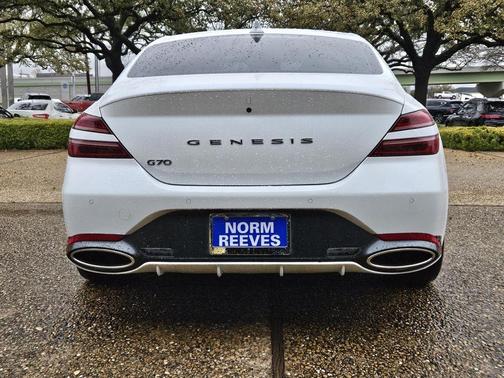 2025 Genesis G70 2.5T