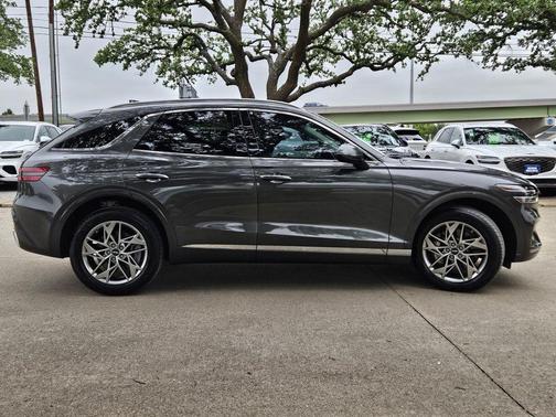 2025 Genesis GV70 2.5T