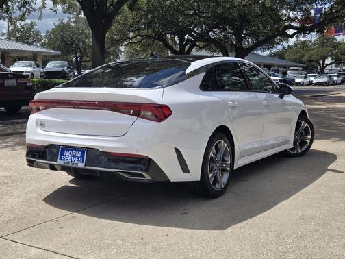 2024 Kia K5 EX