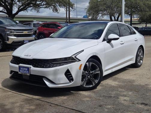 2024 Kia K5 EX