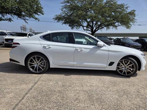 2026 Genesis G70 2.5T Prestige