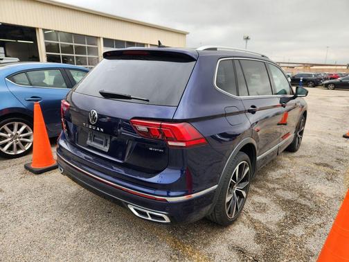 2023 Volkswagen Tiguan 2.0T SEL R-Line