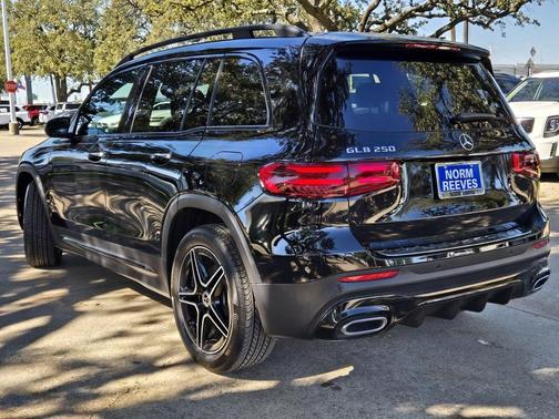 2024 Mercedes-Benz GLB 250 Base