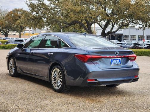 2021 Toyota Avalon Hybrid Limited