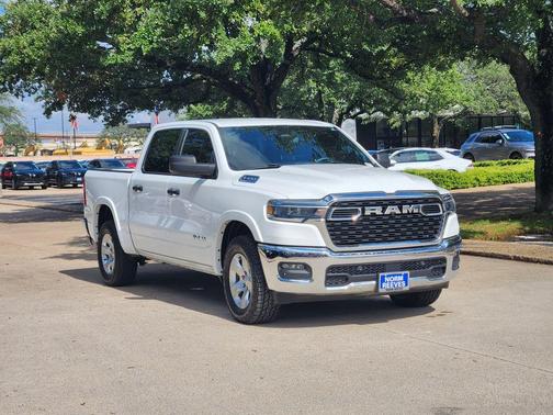 Bright White Clearcoat 2025 RAM 1500 Big Horn/Lone Star