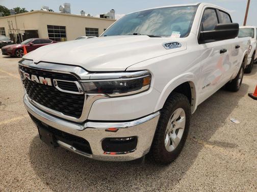 Bright White Clearcoat 2025 RAM 1500 Big Horn/Lone Star