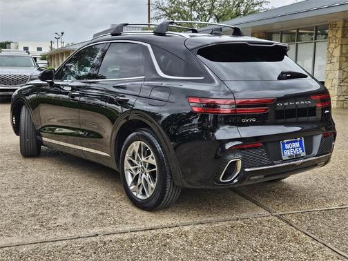 2025 Genesis GV70 2.5T