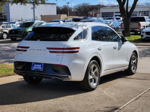 2026 Genesis GV70 2.5T