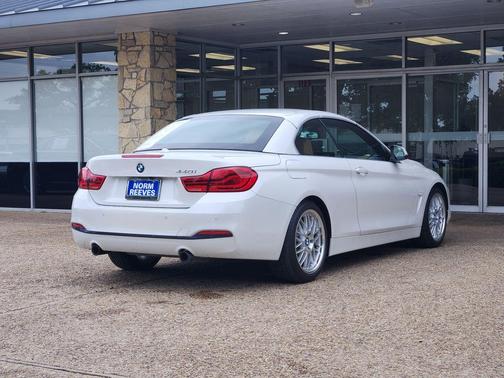 Mineral White Metallic 2019 BMW 440 i