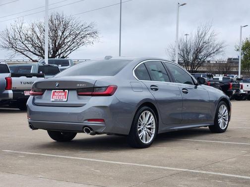 Skyscraper Gray Metallic 2024 BMW 330 i