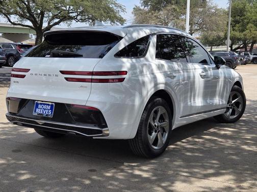 2026 Genesis GV70 2.5T Select