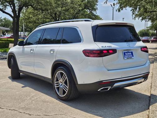 2024 Mercedes-Benz GLS 450 4MATIC