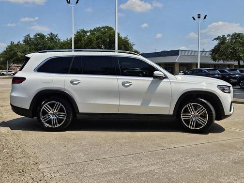 2024 Mercedes-Benz GLS 450 4MATIC