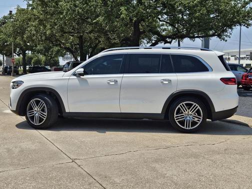 2024 Mercedes-Benz GLS 450 4MATIC