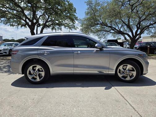 2026 Genesis GV70 2.5T