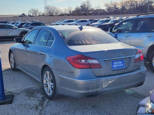 2014 Hyundai Genesis 3.8