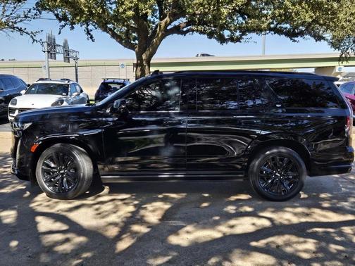 2022 Cadillac Escalade Sport