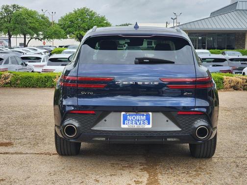 Adriatic Blue 2023 Genesis GV70 2.5T