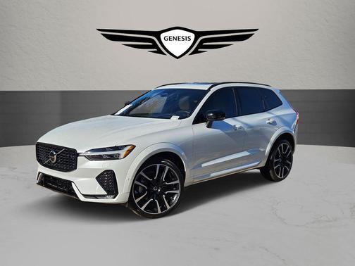 2023 Volvo XC60 B6 Ultimate Dark Theme