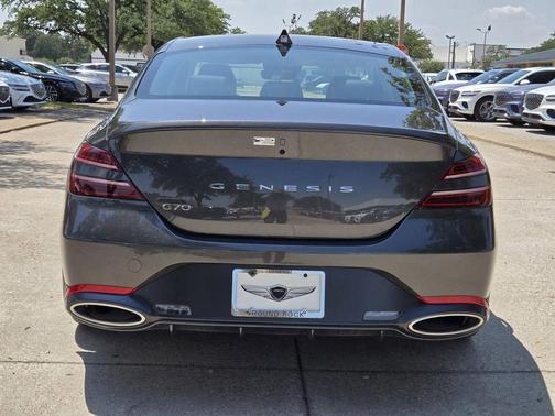 2026 Genesis G70 2.5T Standard