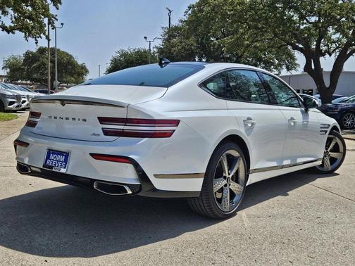 2025 Genesis G80 2.5T