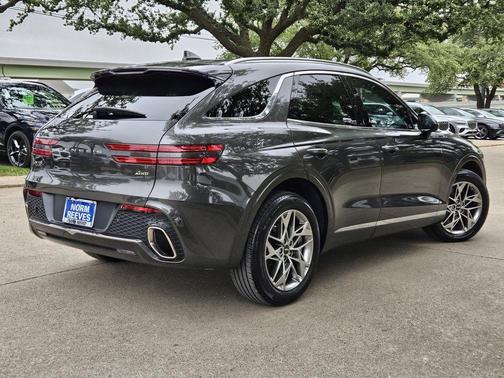 2025 Genesis GV70 2.5T