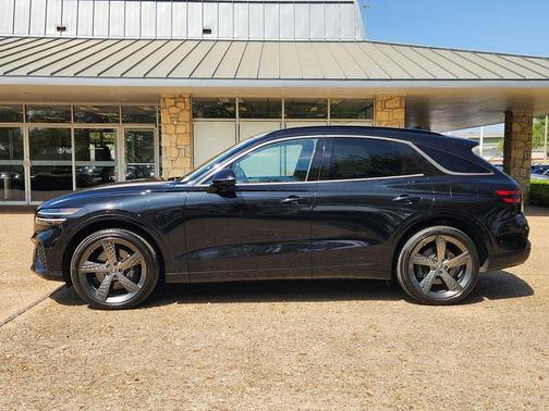 Vik Black 2023 Genesis GV70 2.5T