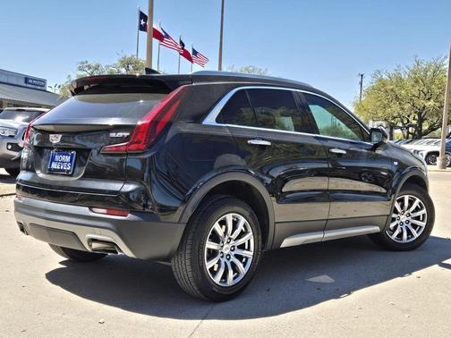 2019 Cadillac XT4 Premium Luxury