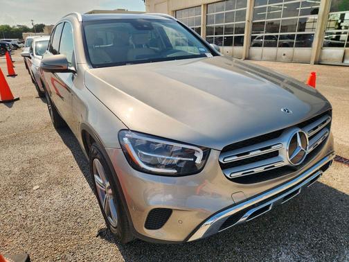 Cirrus Silver Metallic 2022 Mercedes-Benz GLC 300 Base