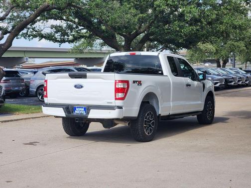 Oxford White 2022 Ford F-150 XL