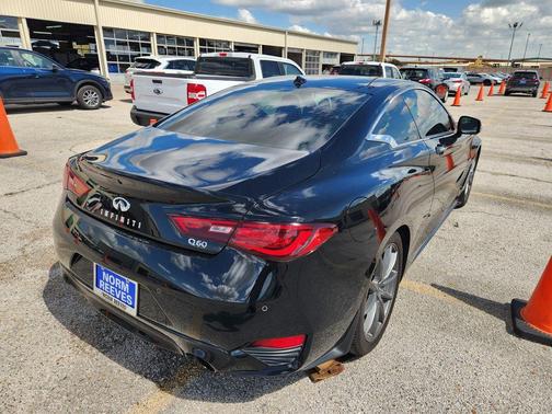 2019 INFINITI Q60 3.0t LUXE