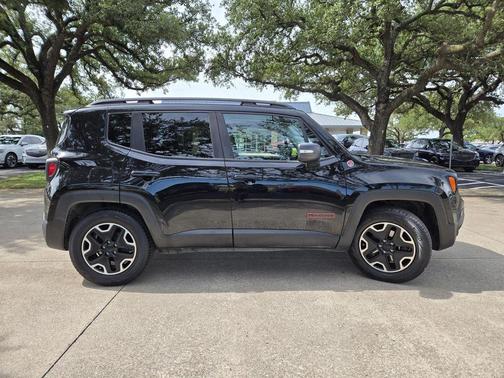 2015 Jeep Renegade Trailhawk